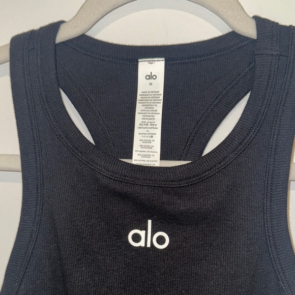 ALO Yoga Black Aspire Tank - Picture 6 of 6